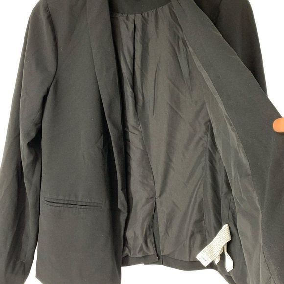 Womens Forever 21 Black Tuxedo Jacket Size M Jr Shawl Collar S/M Fitted 5071 - Picture 6 of 6